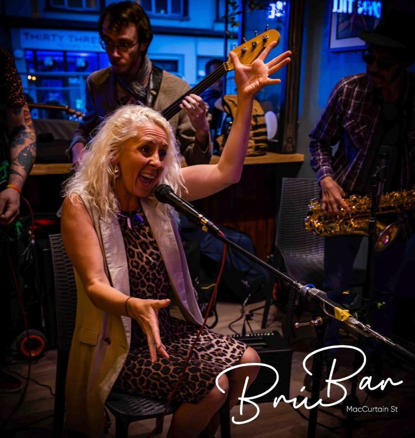 Bru Bar & Hostel Κορκ Εξωτερικό φωτογραφία