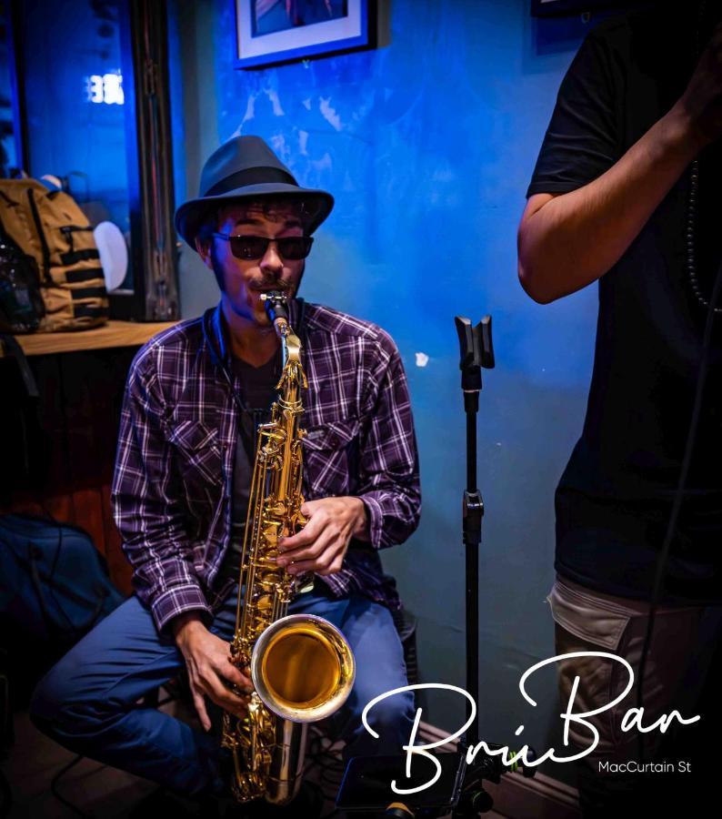 Bru Bar & Hostel Κορκ Εξωτερικό φωτογραφία