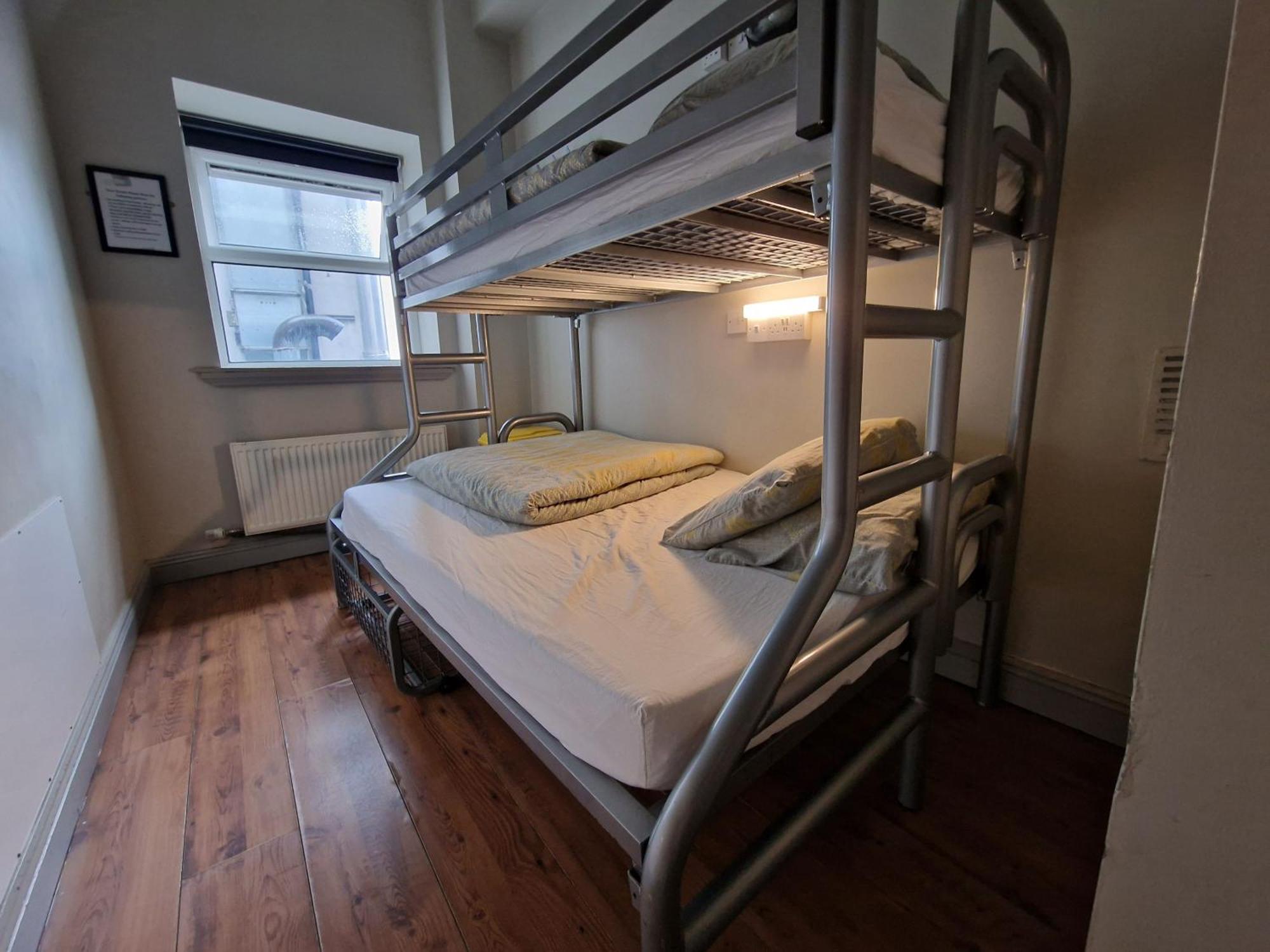 Bru Bar & Hostel Κορκ Εξωτερικό φωτογραφία
